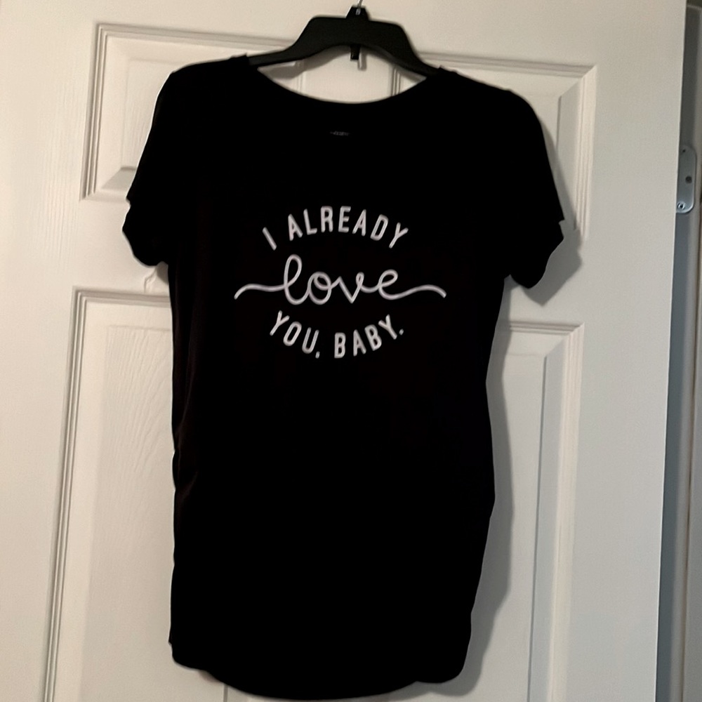 NWOT WOMEN’S MATERNITY TEE : SIZE MEDIUM